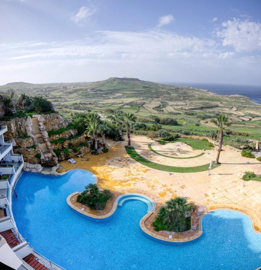 Apartment With Pool-Hosted By Sweetstay Zebbug  Dış mekan fotoğraf