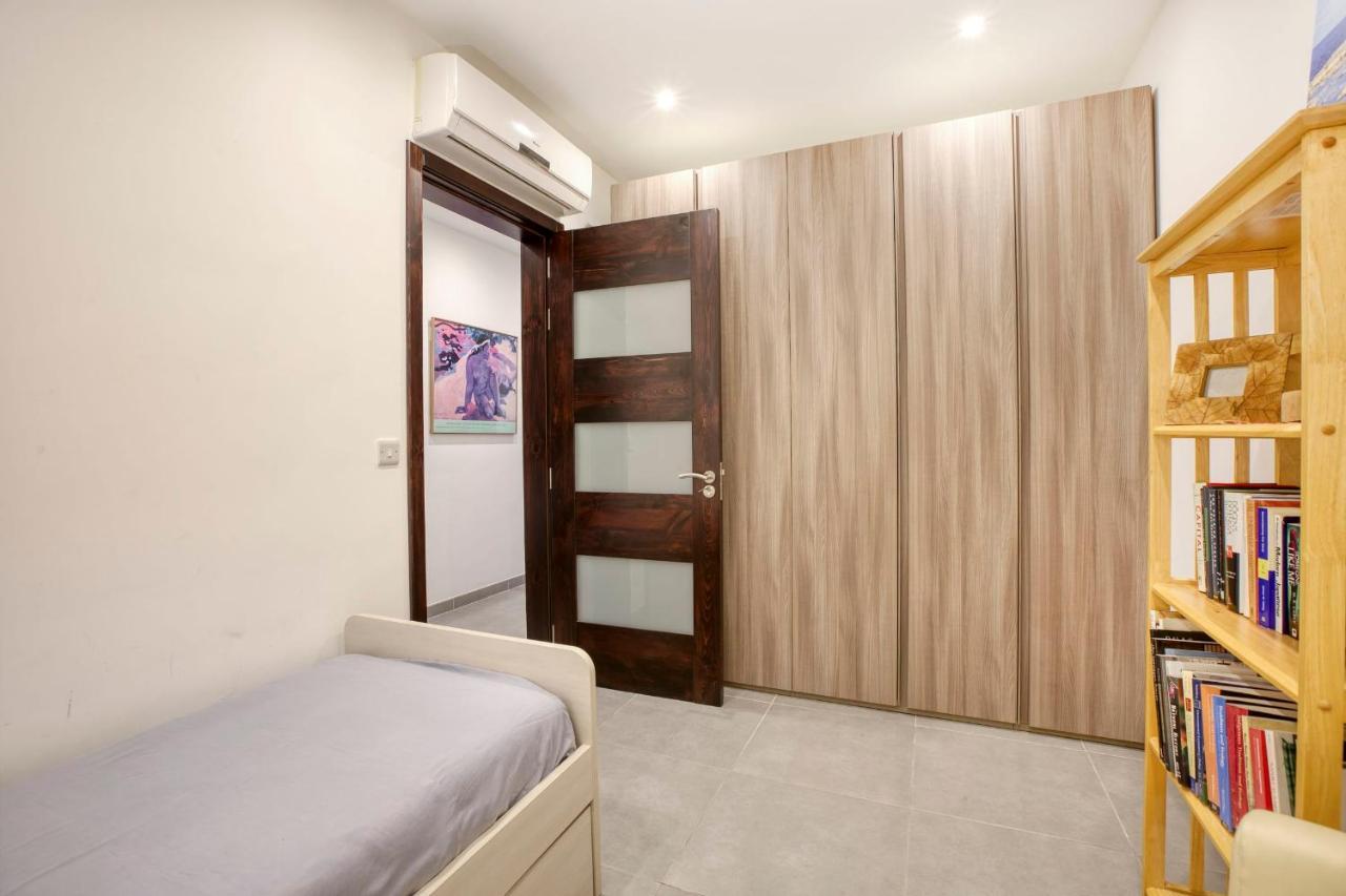 Apartment With Pool-Hosted By Sweetstay Zebbug  Dış mekan fotoğraf