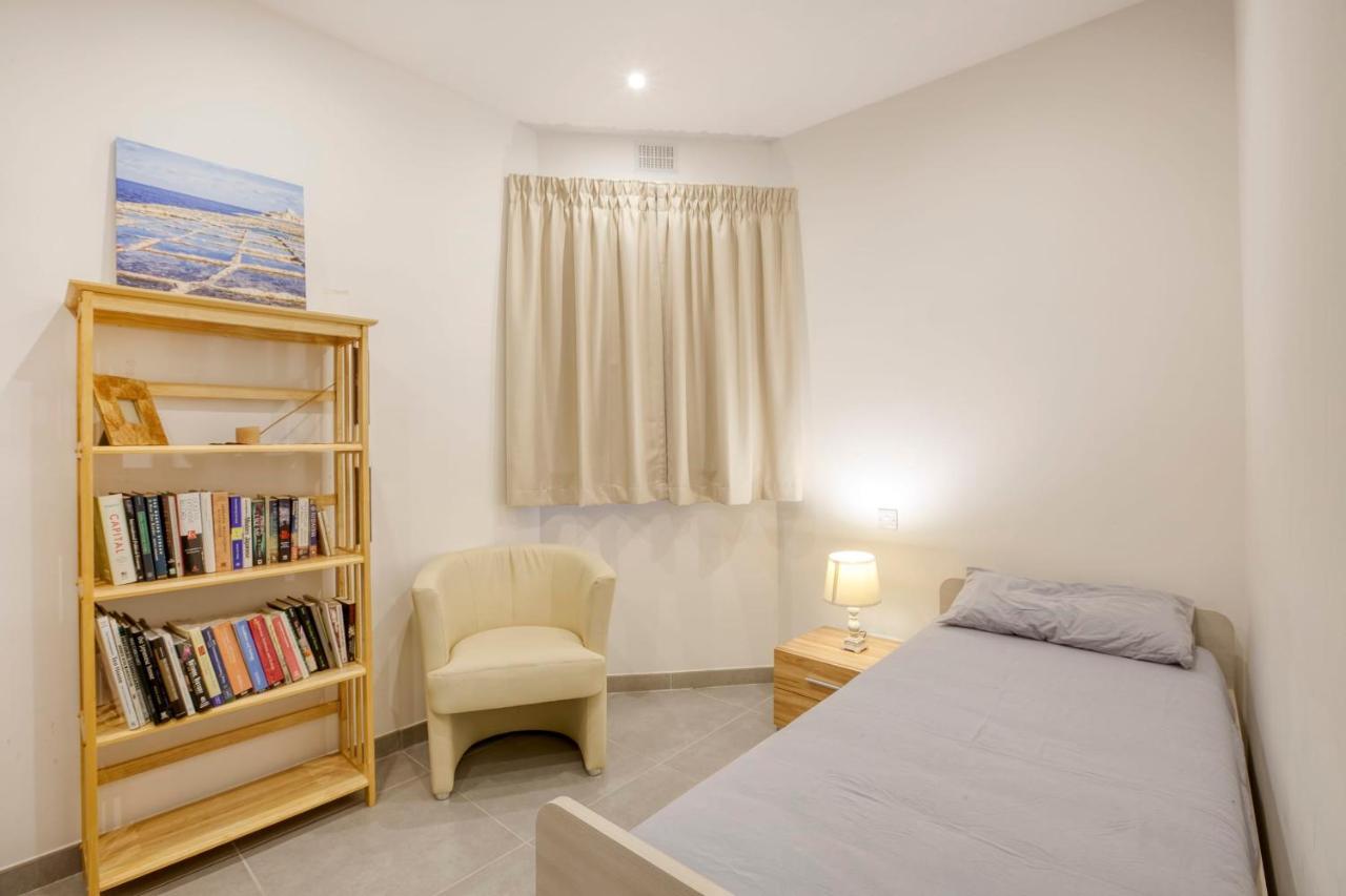 Apartment With Pool-Hosted By Sweetstay Zebbug  Dış mekan fotoğraf